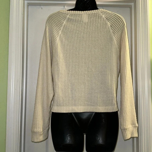 Abound Tan Notch V-Neck Waffle Knit Thermal Raglan Top - Picture 4 of 6
